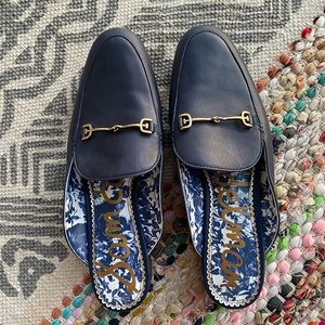 Sam Edelman Navy Loafer Size 8.5 LIKE NEW